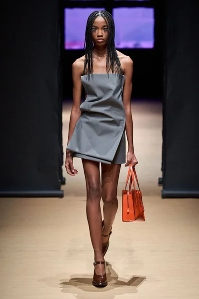 Look 20